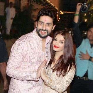 ऐश्वर्या को नहीं सोने देते अभिषेक: 2 Aishwarya Abhishek